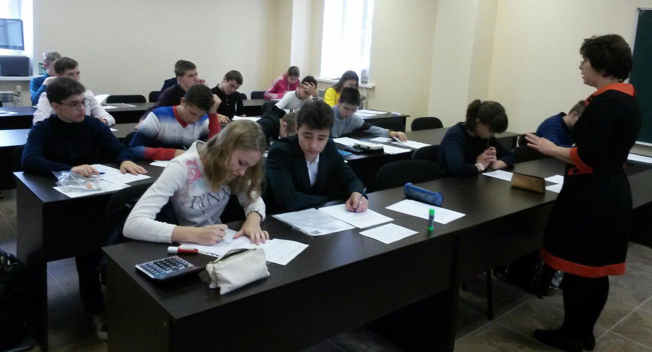 Более 18 тысяч столичных школьников поучаствовали в юбилейном турнире имени М.В. Ломоносова