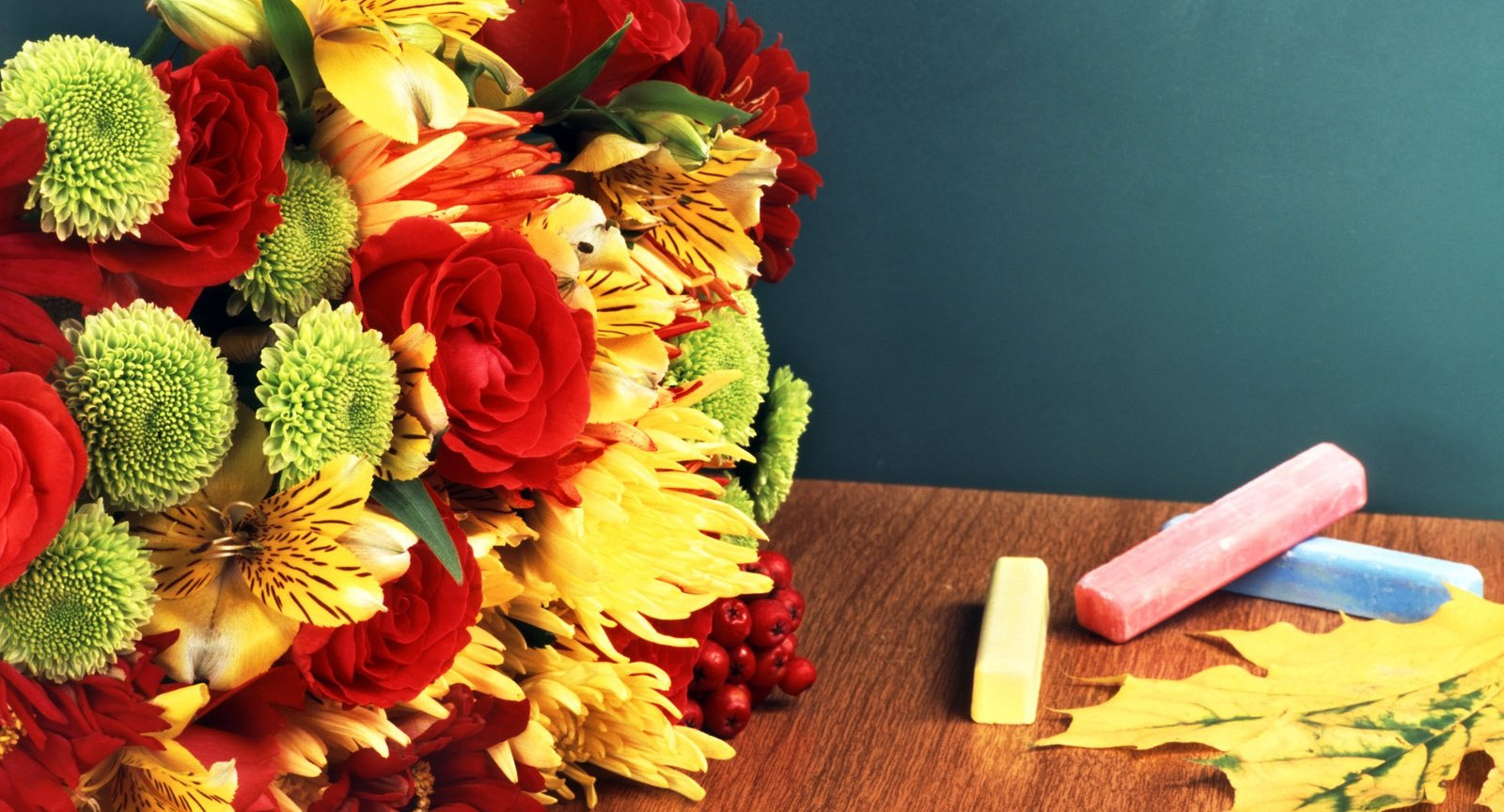 Поздравление министра образования и науки Российской Федерации Ольги  Васильевой с Днем учителя