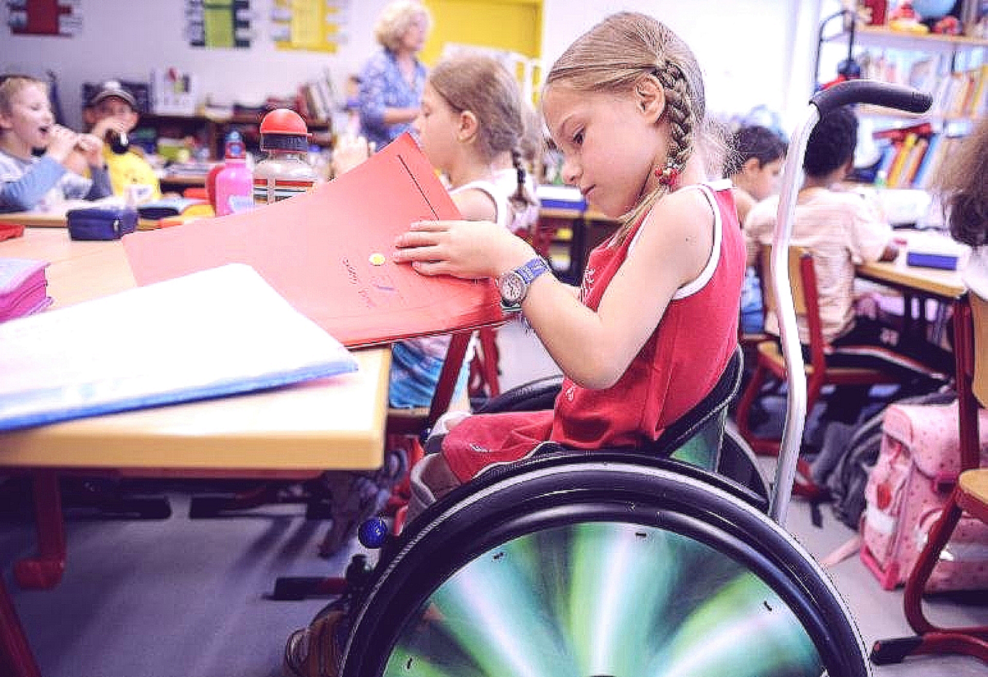 Для детей с ОВЗ в коррекционных школах введут систему мониторинга здоровья