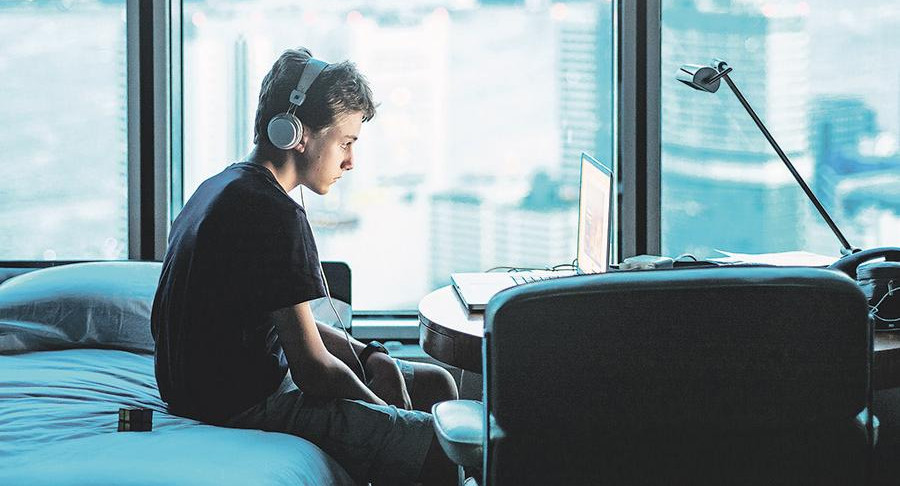 В России всплеск жалоб на суицидальный контент в Сети