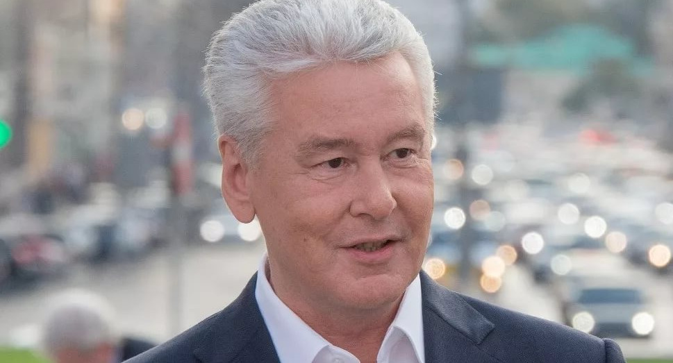 Московские власти пересмотрят график каникул в школах