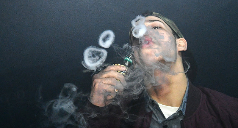 В Подмосковье увеличат штрафы за продажу вейпов несовершеннолетним