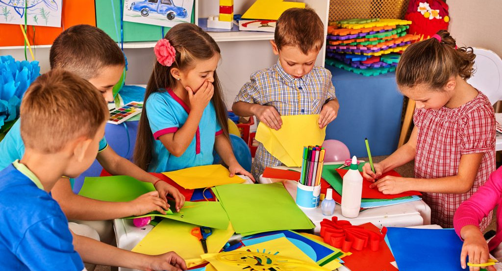 Франция: школа с трех лет – что должно измениться?