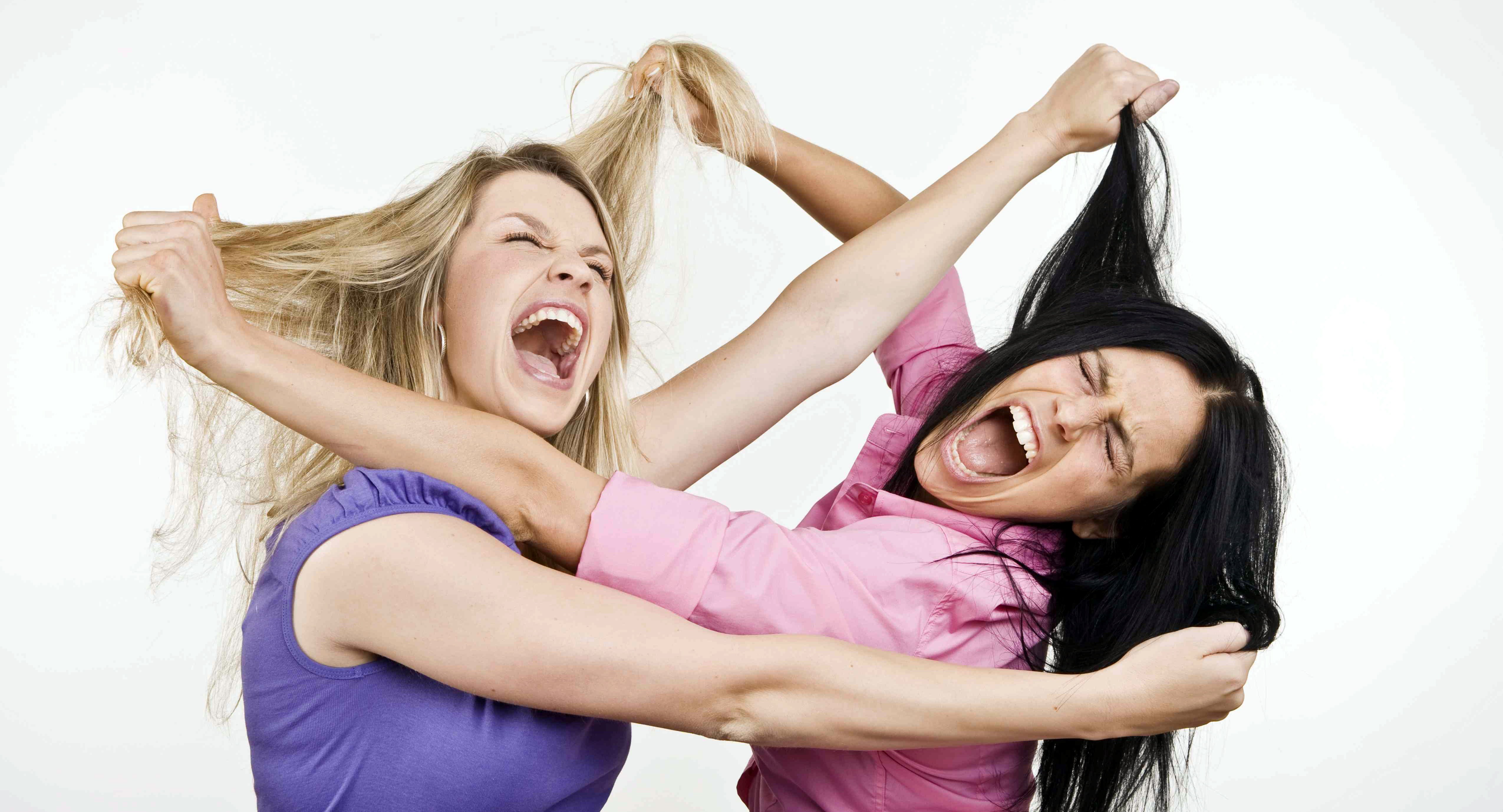 В Курганской области требуют уволить заведующую детсадом за драку с родителями