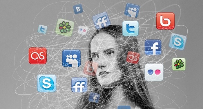 В Японии почти миллион школьников зависимы от интернета, сообщили СМИ