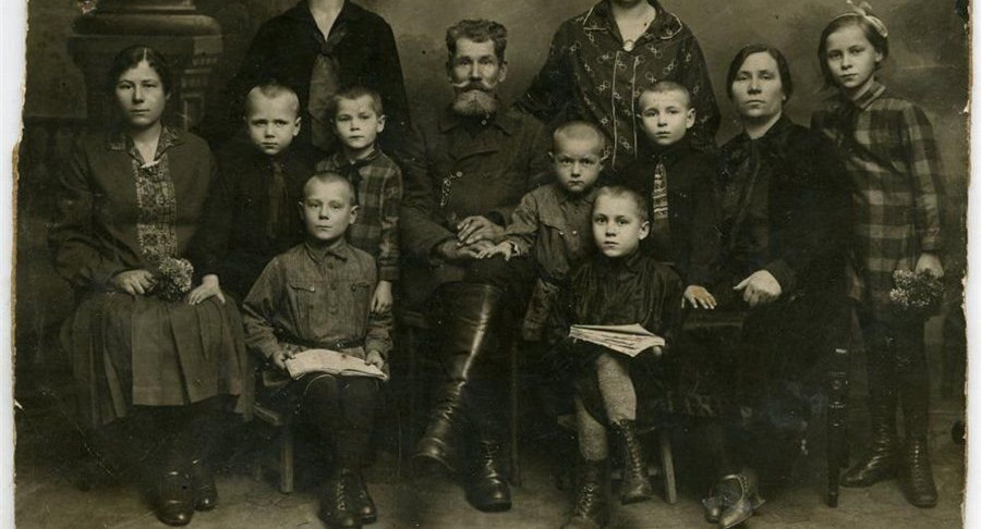 Когда стали без страха рассказывать детям историю семьи, многие передумали уезжать Когда стали без страха рассказывать детям историю семьи, многие передумали уезжать