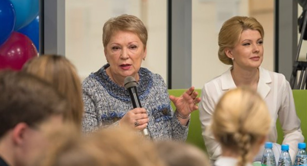 ​На «Уроке цифры» к доске вызвали министра просвещения Васильеву