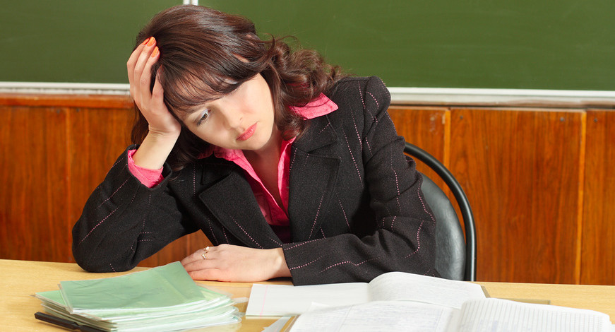 Зарплата учителей: переход на повременную систему произойдет только при росте расходов на образование