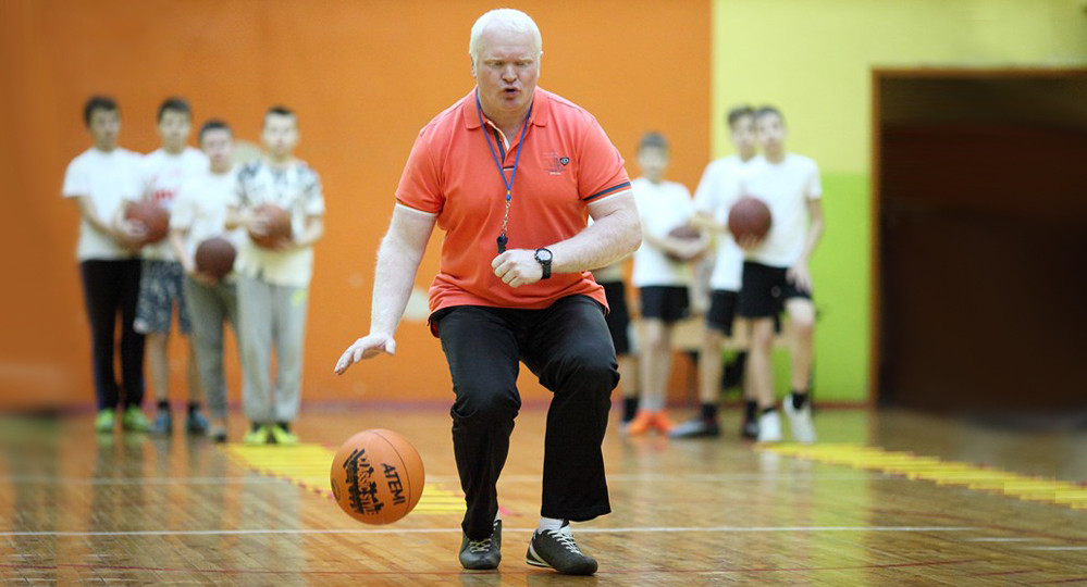 Из гидрологов и переводчиков – в учителя 