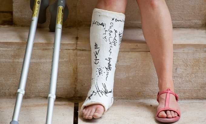 В Уфе скорая не могла заехать на территорию школы, где ученица сломала ногу