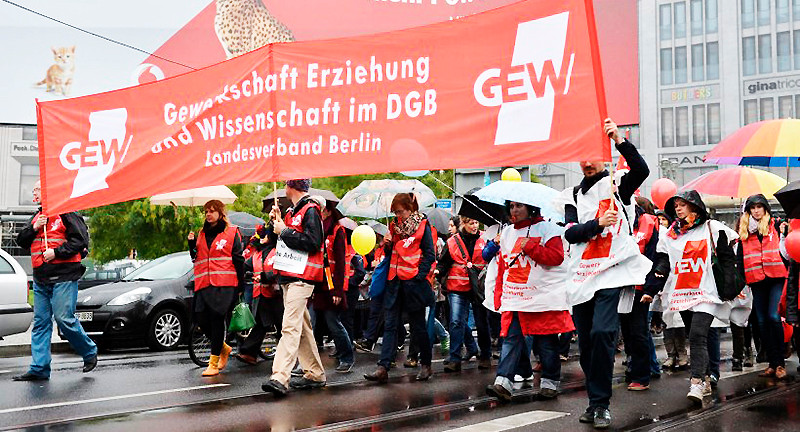 Немецким учителям мало зарплаты в 3500 евро 