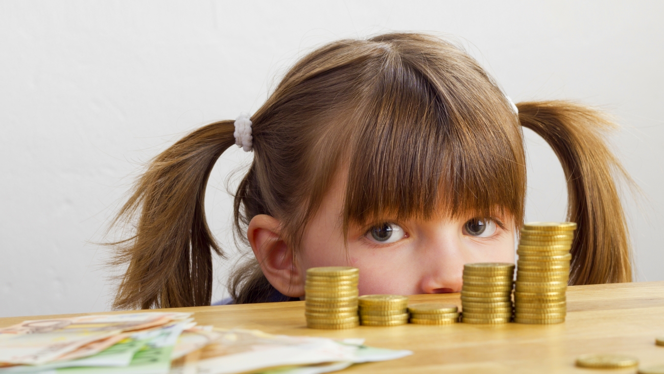 ​C 1 июля размер пособий по уходу за детьми-инвалидами увеличится