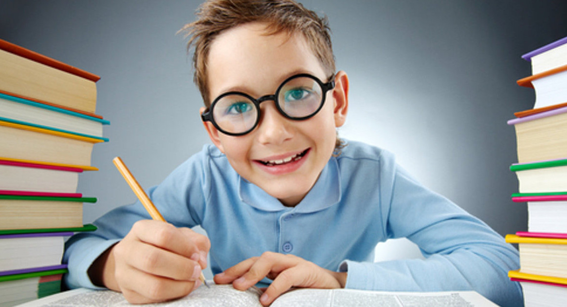 В России все еще хотят учиться по печатным учебникам