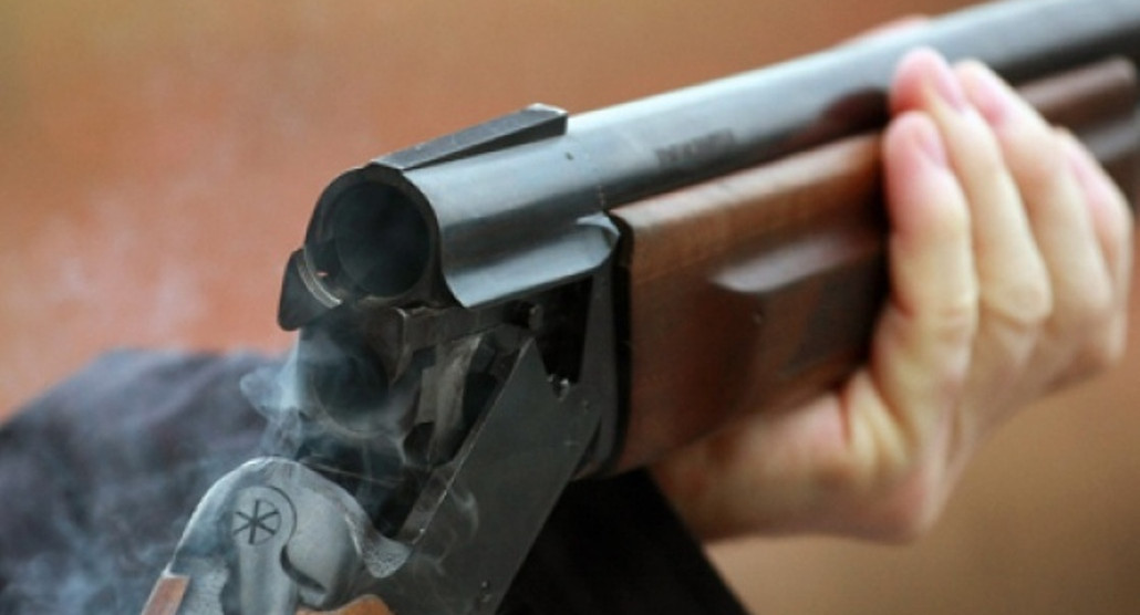  Учитель школы в Саратове отдаст 50 тысяч рублей за ученика, раненого ружьем на уроке