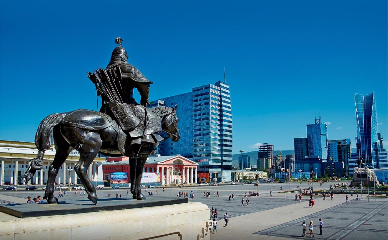 Учителя из Бурятии массово уезжают на заработки в Монголию