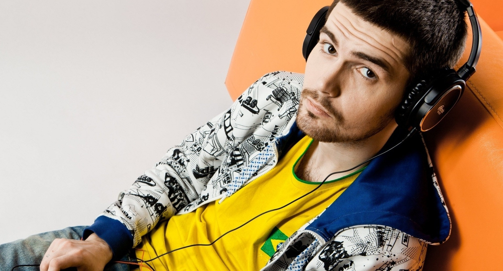 Nоize MC зачитал в РГГУ: Тотальный диктант