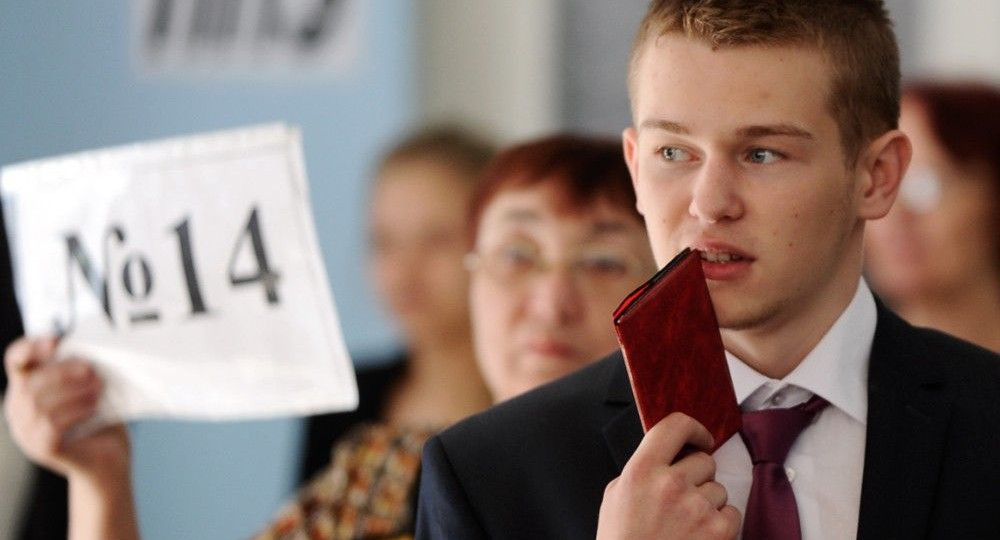 Министр образования Ингушетии принимает жалобы по ЕГЭ на личный номер