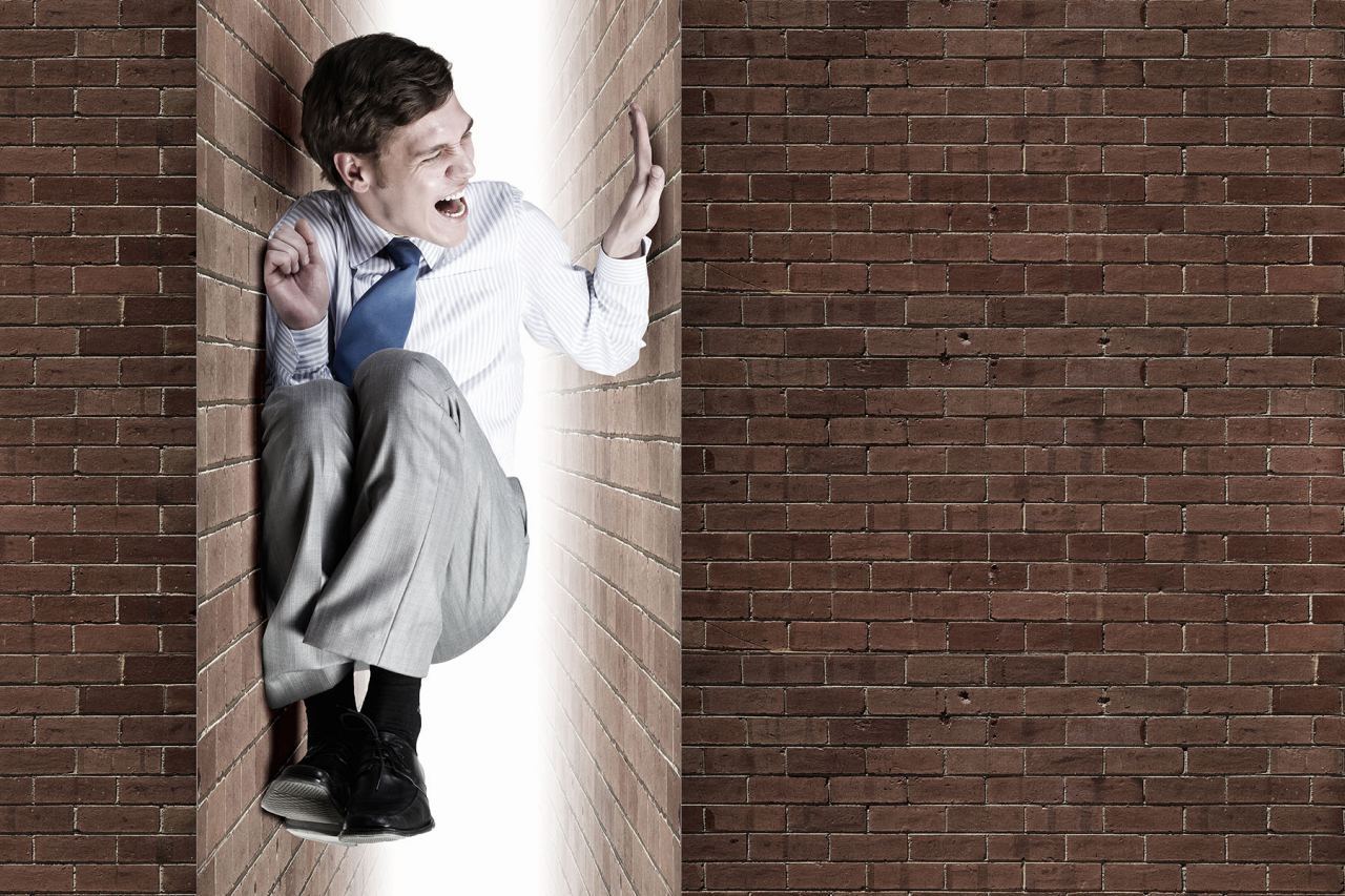 Школьников в Казахстане призвали к скромным выпускным вечерам