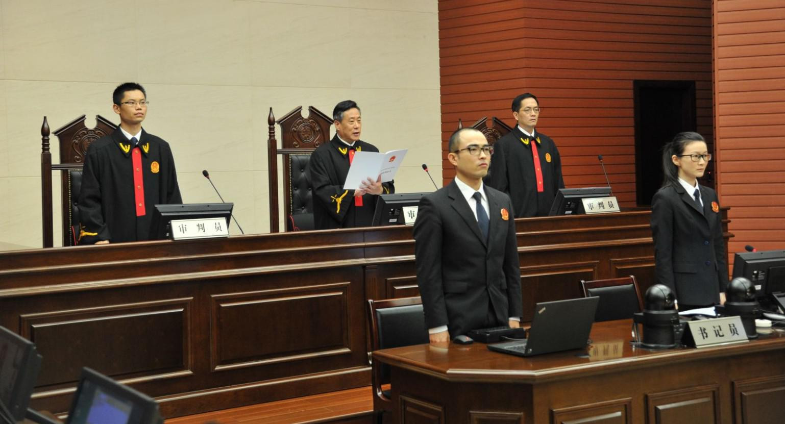 В Шанхае казнят больного шизофренией, зарезавшего двух школьников