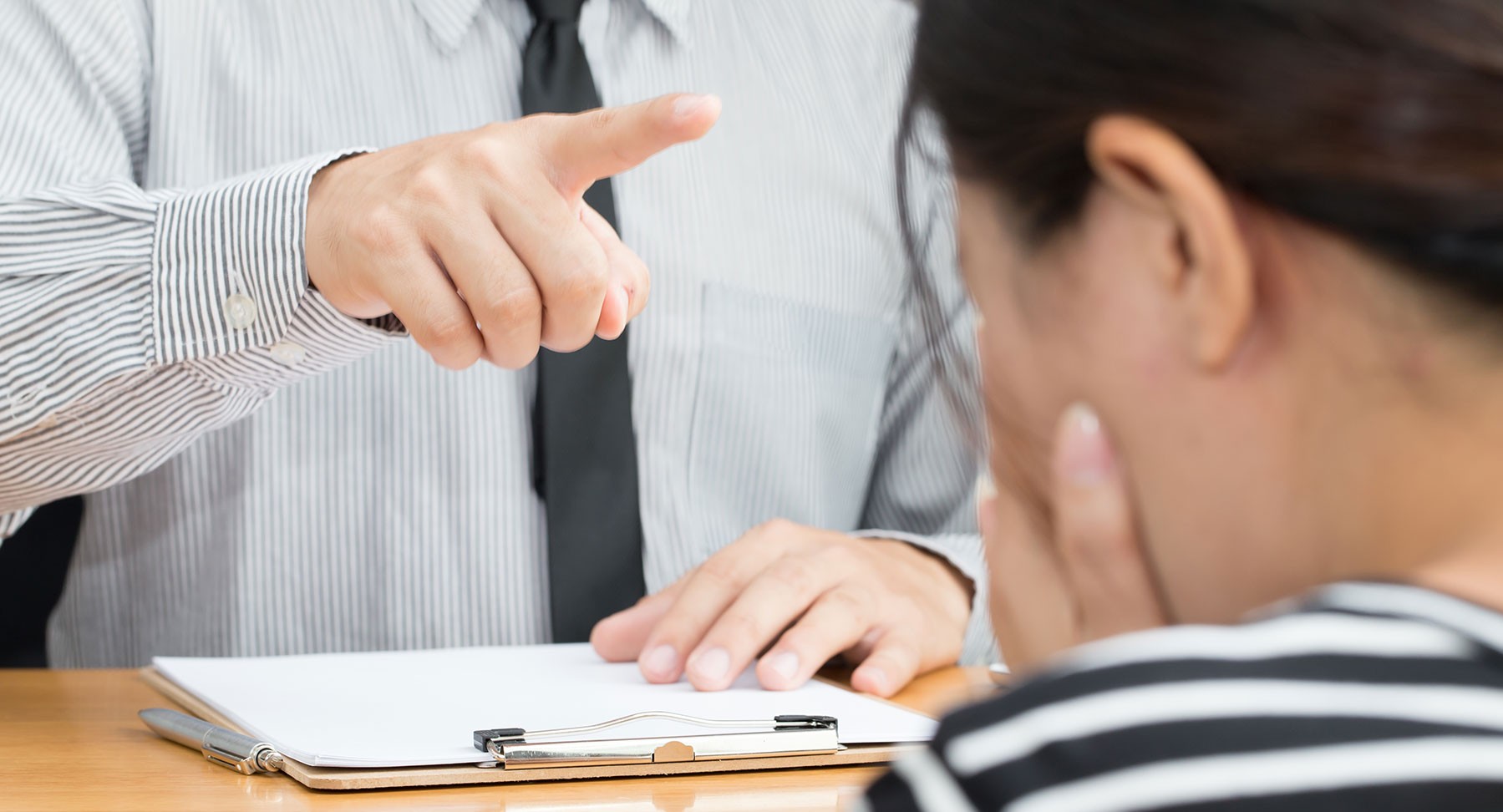 На Урале учительница заставила первоклашек писать грубое слово