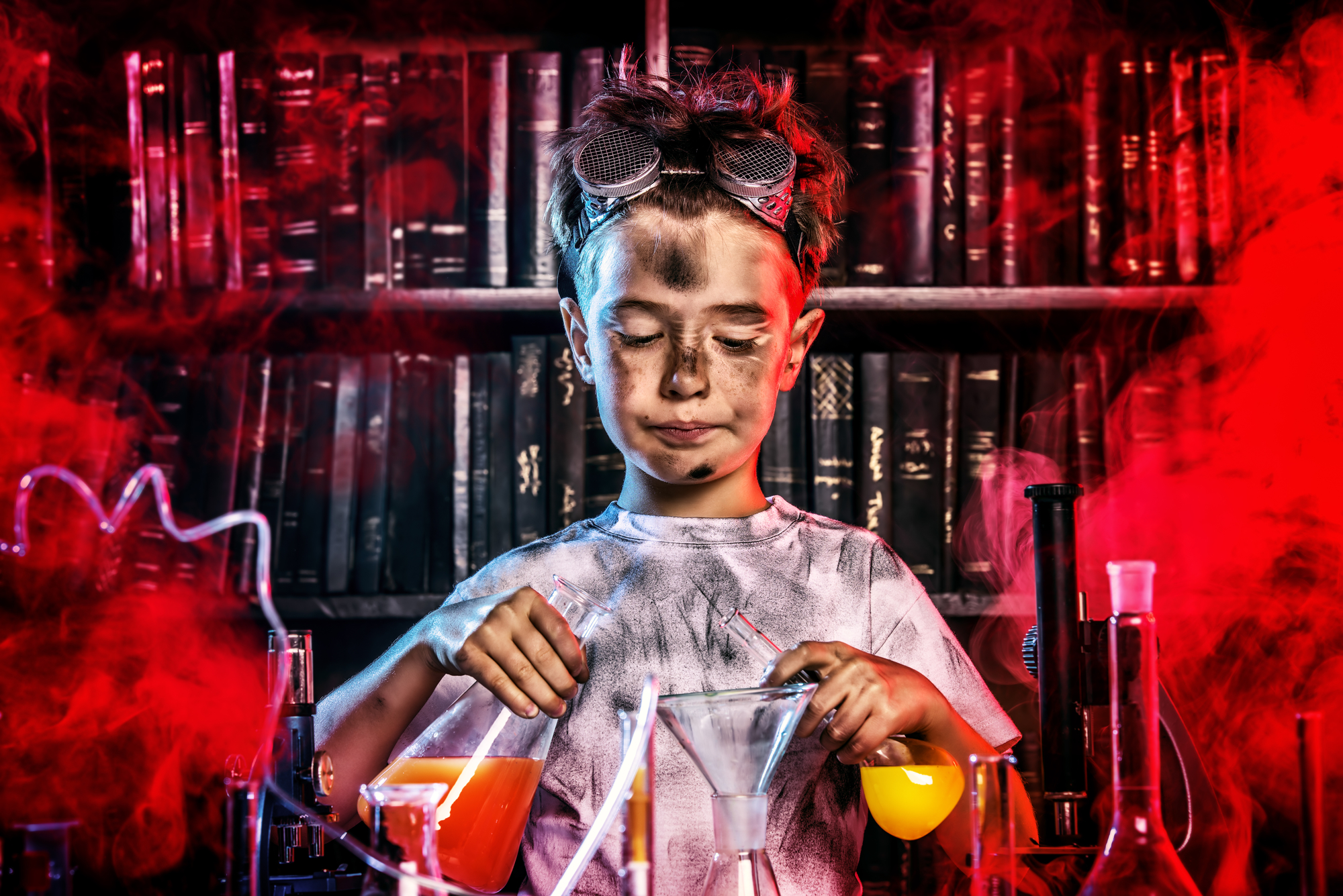 Школьник получил ожог лица из-за неудачного эксперимента на уроке