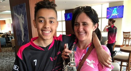 Игравший сутками в видеоигры подросток взбесил мать и заработал целое состояние