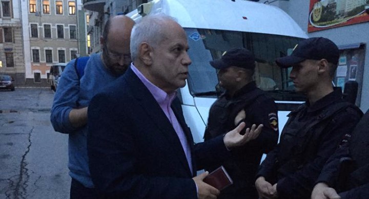 Сколько подростков было задержано 3 августа?