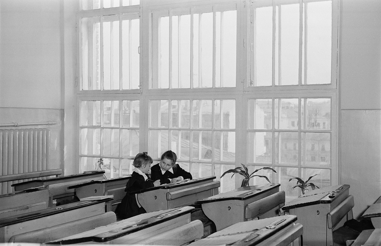 Обычная учительница обычной школы