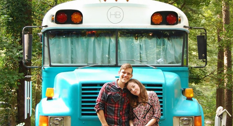 Дом из школьного автобуса