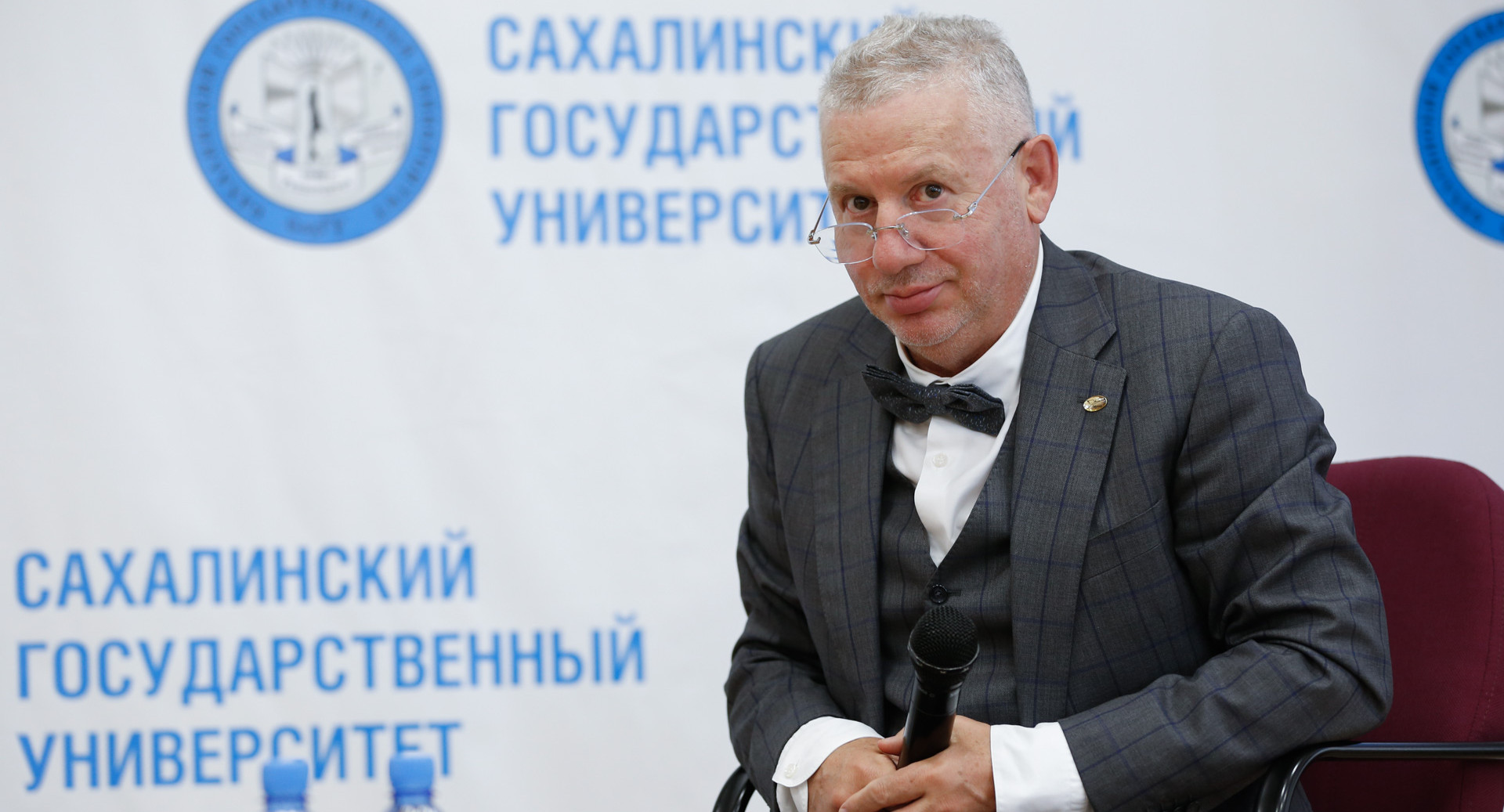 Александр Адамский: Основным партнером школы является муниципалитет