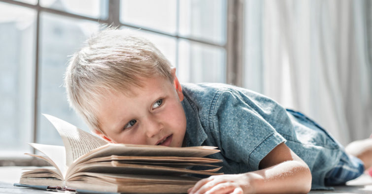 Ученые: родившиеся раньше срока и в летние месяцы дети чаще отстают в школе