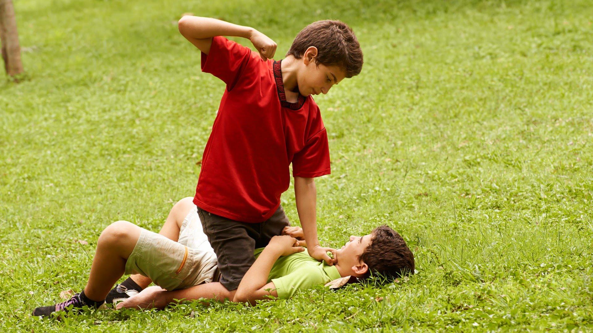 Подростки «забивают» друг друга ради лайков