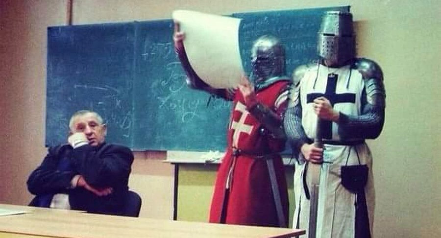 Девятиклассники будут сдавать ОГЭ по истории по одной экзаменационной модели