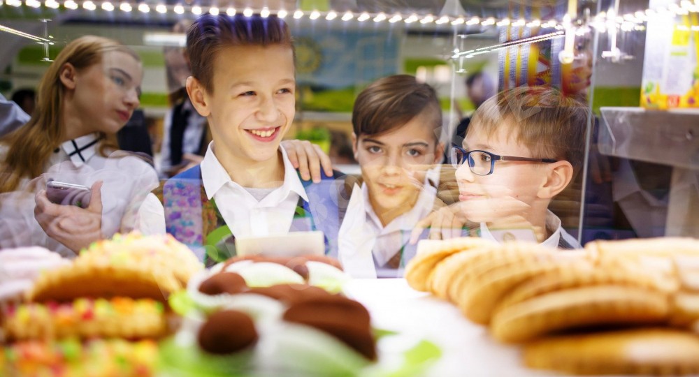 Госдума рассмотрит законопроект о горячем питании школьников 11 февраля