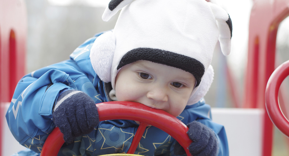  Роспотребнадзор призвал не водить детей на детские площадки