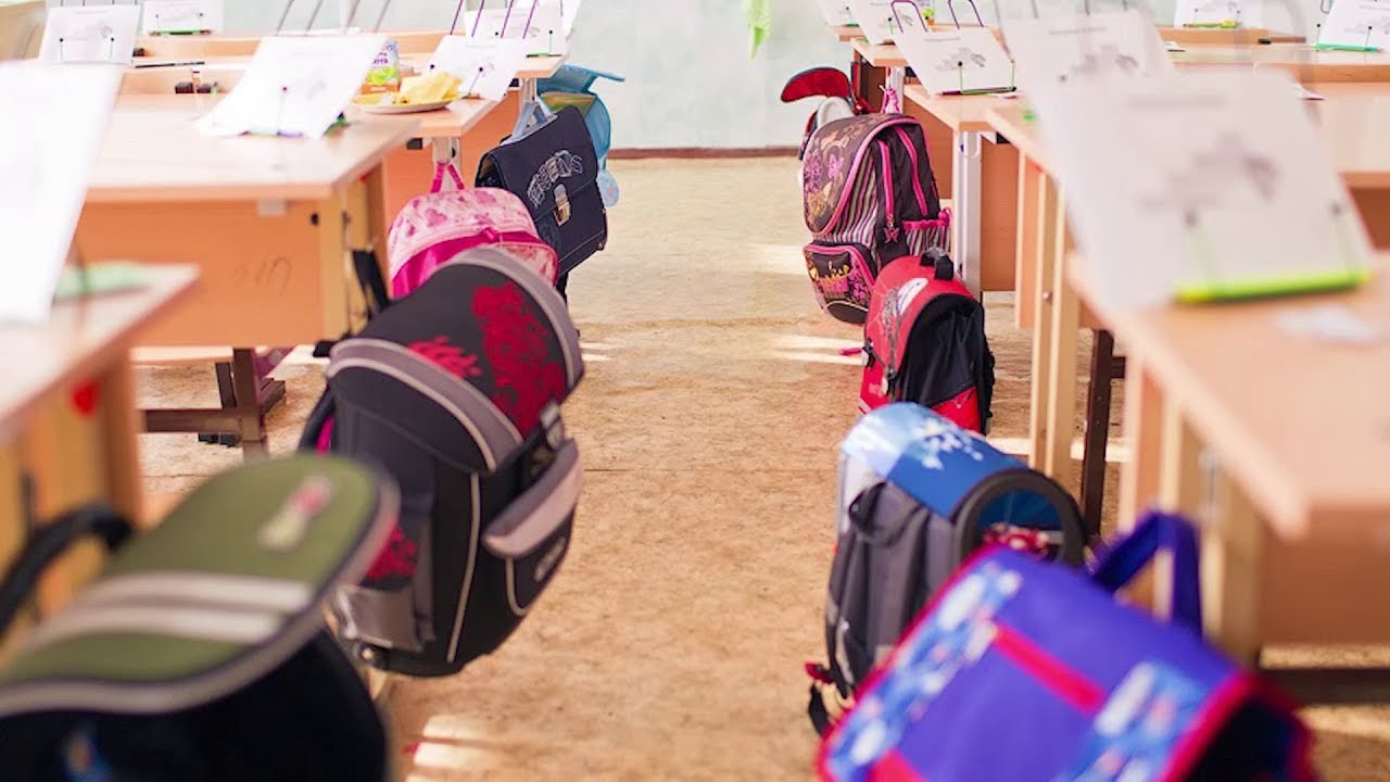 Минпросвещения на следующей неделе сообщит, будут ли продлены каникулы в школах