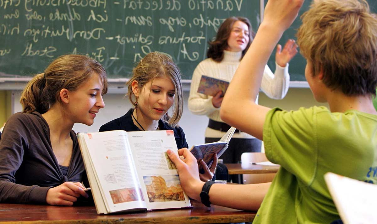 Минпросвещения рассчитывает, что учебный год начнется в привычном формате