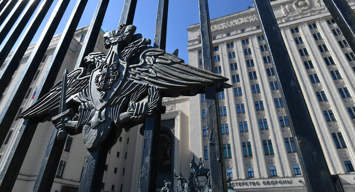 Более 3 тысяч заразившихся коронавирусом выявлено в армии и военных учебных заведениях РФ