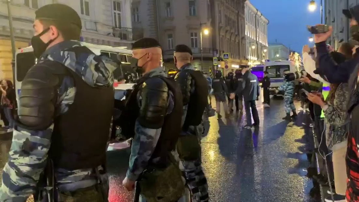 В ходе несанкционированной акции в Москве задержали 12 детей