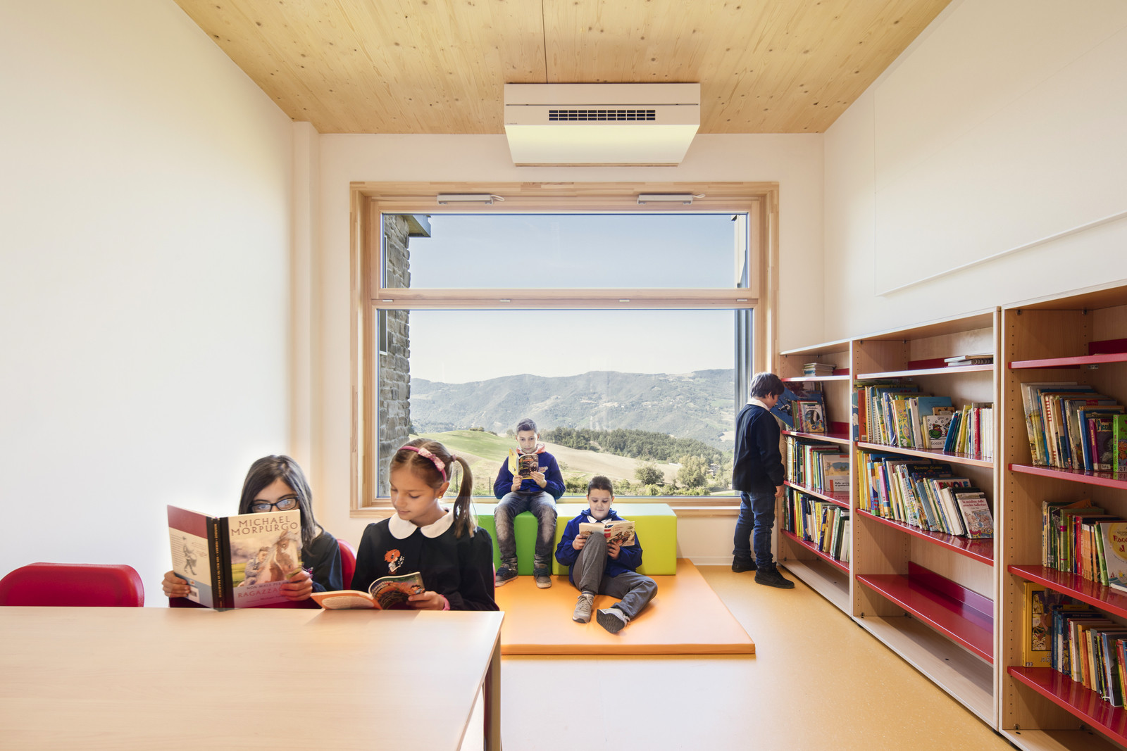 В Италии 60% родителей положительно оценили курс дистанционного обучения во время самоизоляции