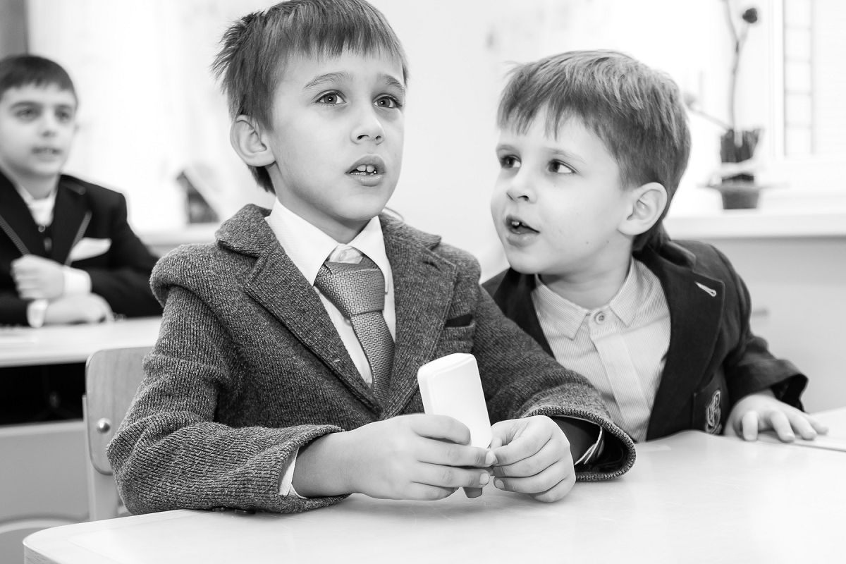 Эксперты: интерес к учебе мотивирует сильнее, чем общение с отличниками