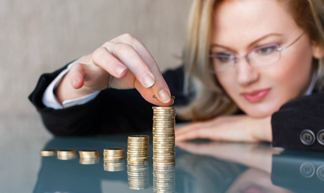 Департамент образования Москвы опроверг сообщения о низкой зарплате учителей в столице