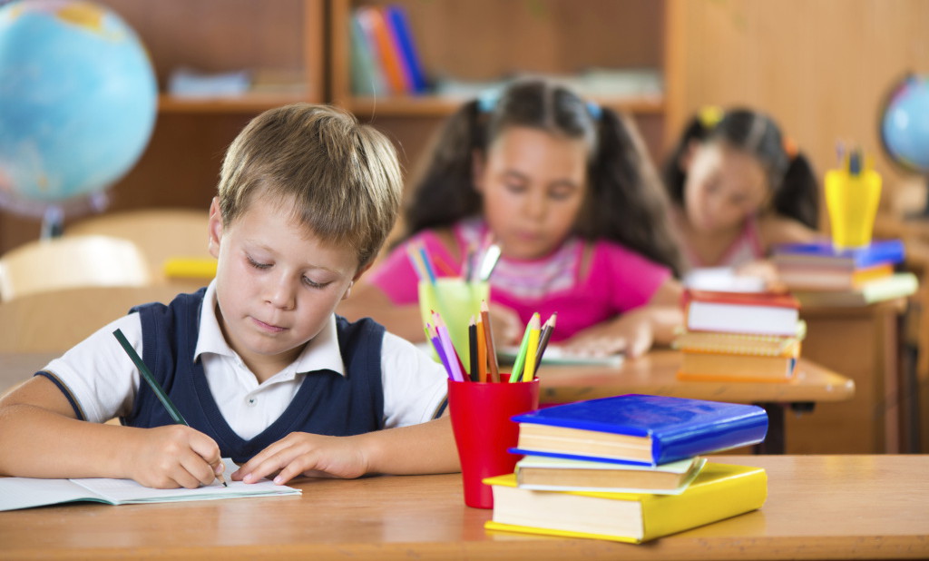 Сергей Кравцов: Мы никогда не откажемся от традиционной формы обучения