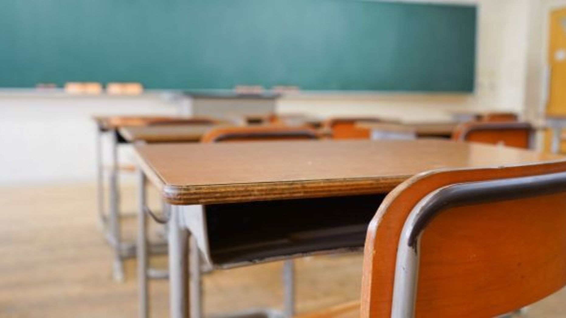 В Англии, Уэльсе и Ирландии объявили о закрытии школ из-за коронавируса