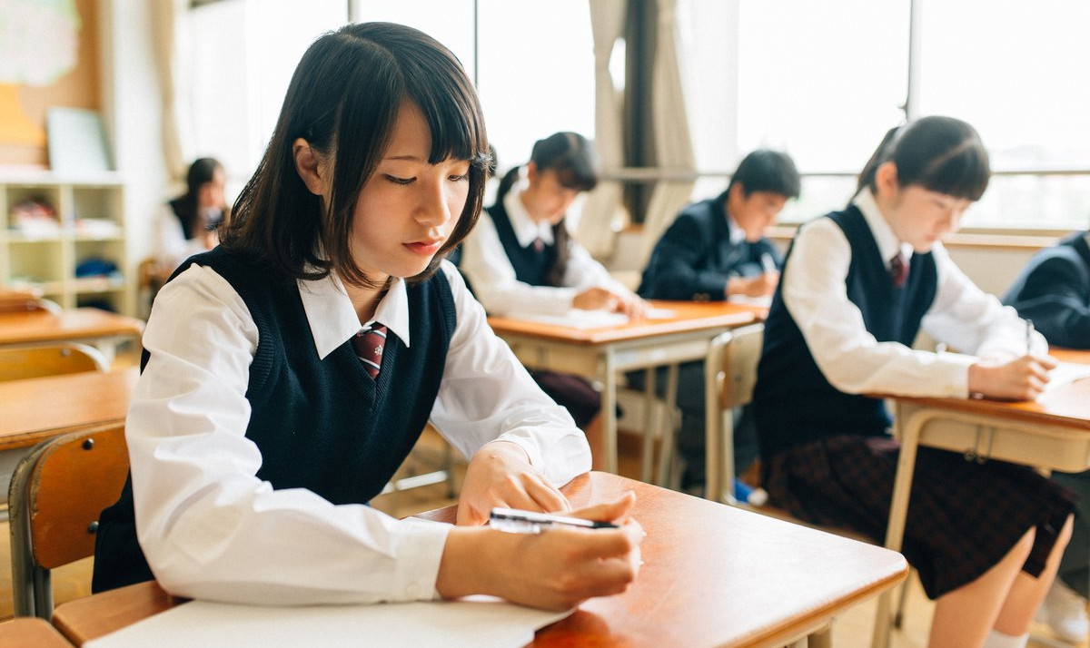 Пандемия вызвала стресс у 70% школьников в Японии