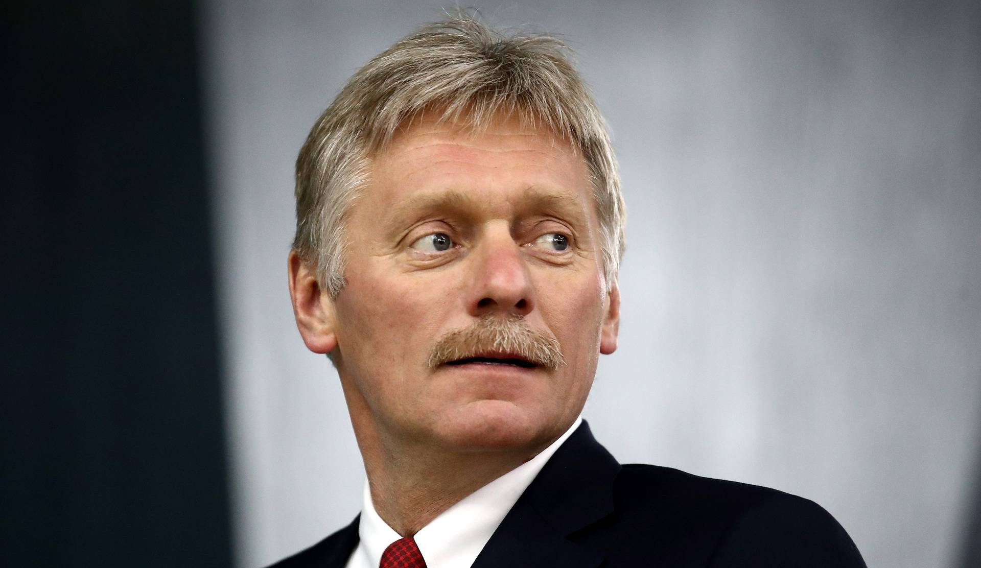 Кремль обратился к россиянам из-за коронавируса: Мы столкнулись с очень опасным противником