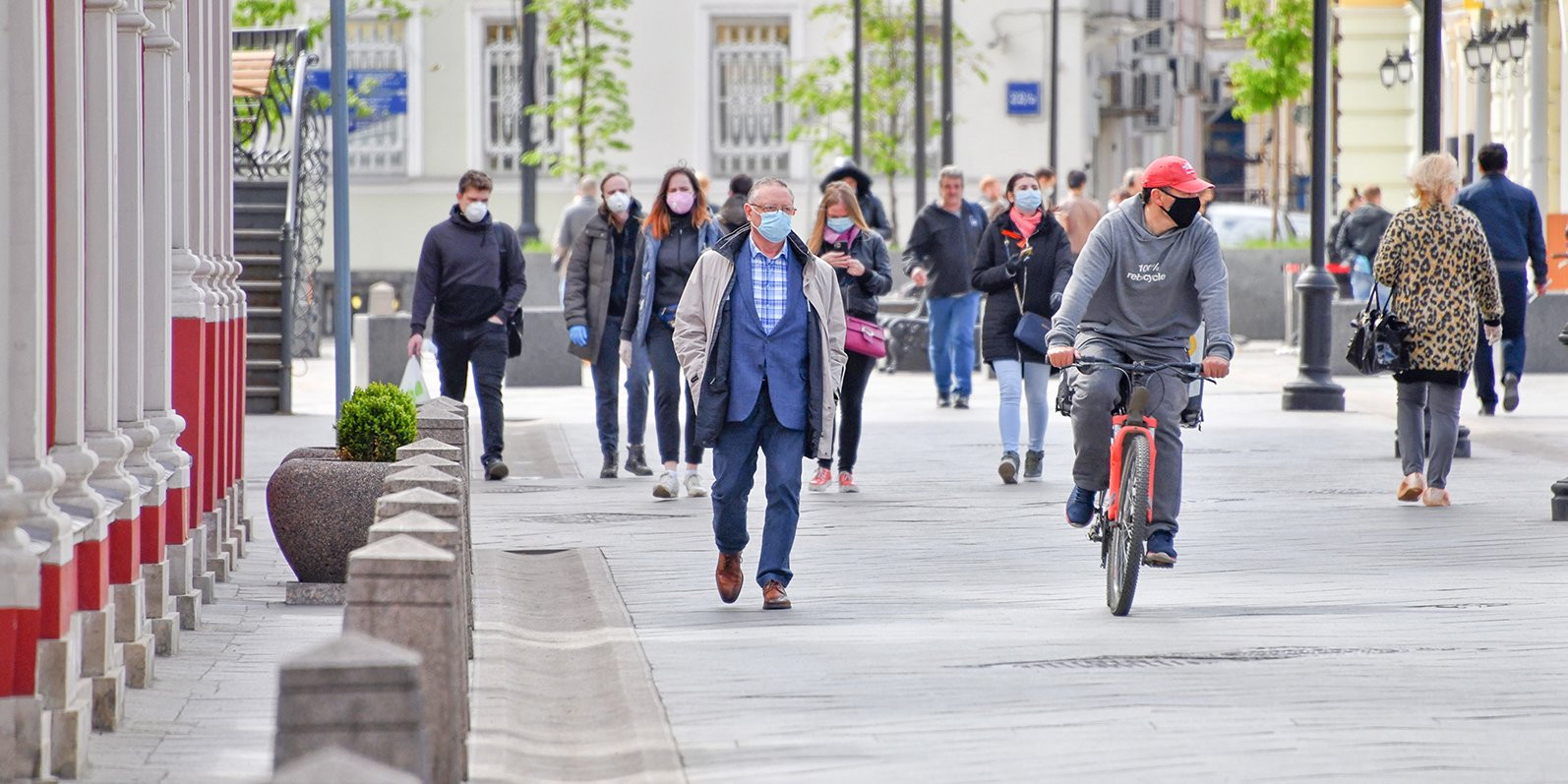 Школьников и студентов не будут штрафовать за выход на улицу во время дистанта