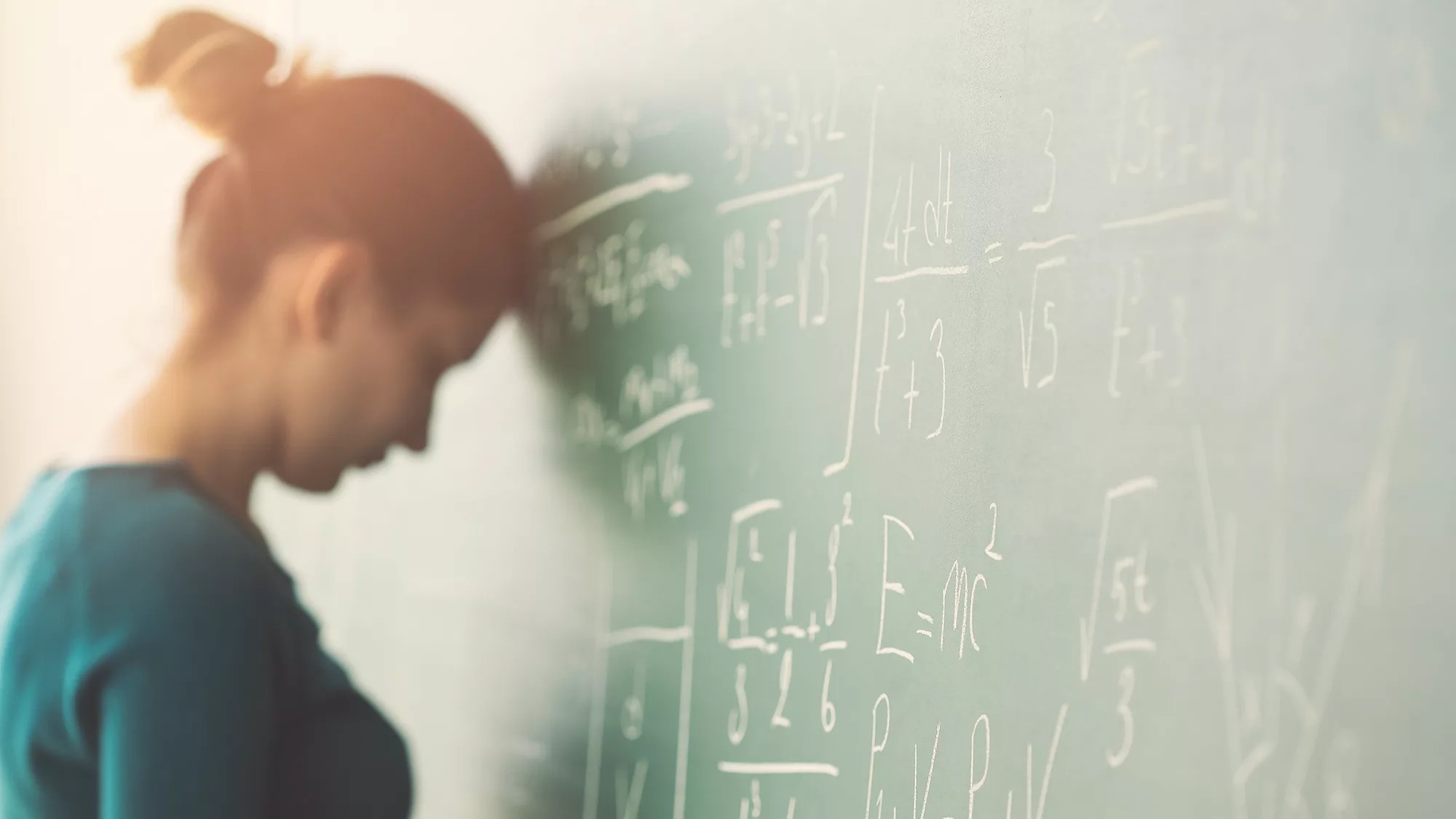 Рособрнадзор заявил, что около 50% учителей не дотягивают до базового уровня подготовки