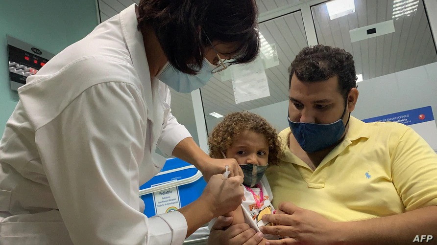 Куба первой в мире начала вакцинировать от COVID-19 детей с двух лет