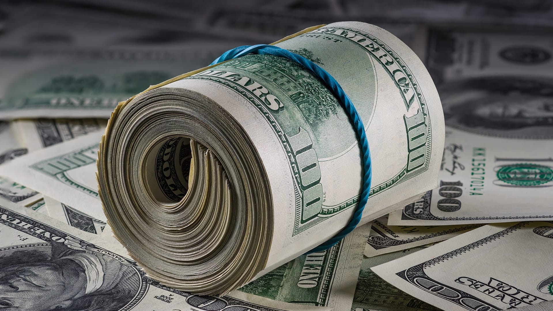 Amazon полностью оплатит своим сотрудникам обучение в вузах